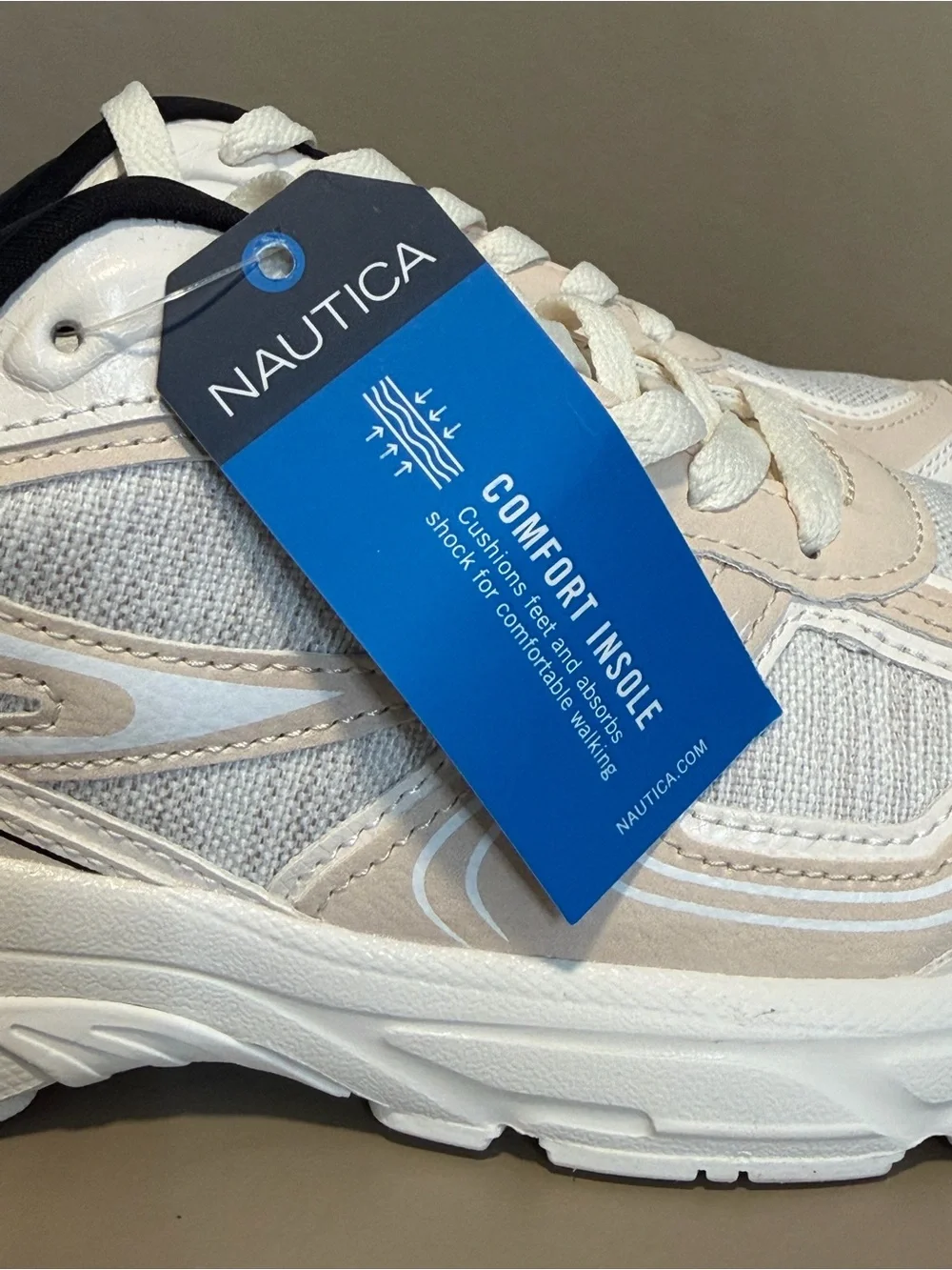 New in Box! Nautica Perelto Linen/Ivory Comfort Lace Up Jogger Sneakers. Size 8.